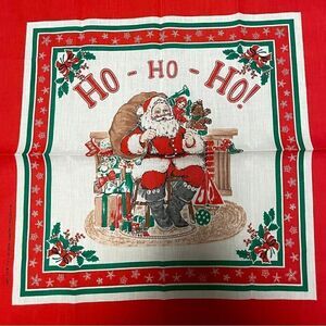 Vintage 1970s Christmas Santa Claus Linen Napkin Set of 4